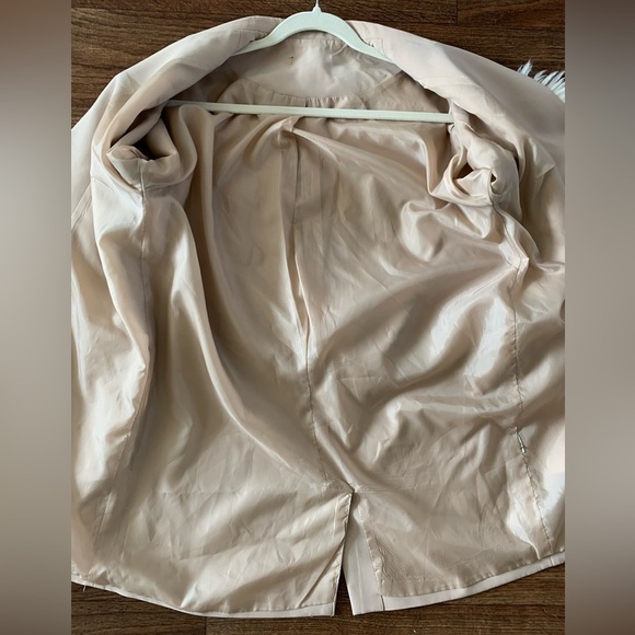 Women’s Relaxed Oversized Long Neutral Blazer Jacket - Picture 9 of 11